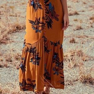 💥 ISO 💥    Boho skirt❤️